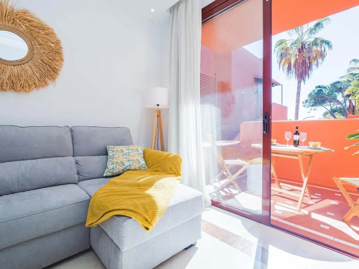 Cubo'S Beach & Parking Jardines De Don Carlos Marbella Apartment