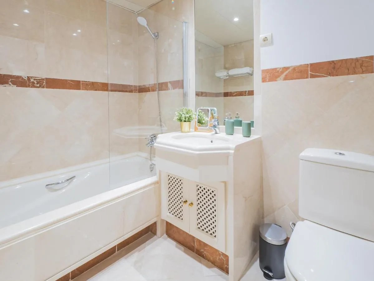 Apartment Cubo'S Beach & Parking Jardines De Don Carlos Marbella