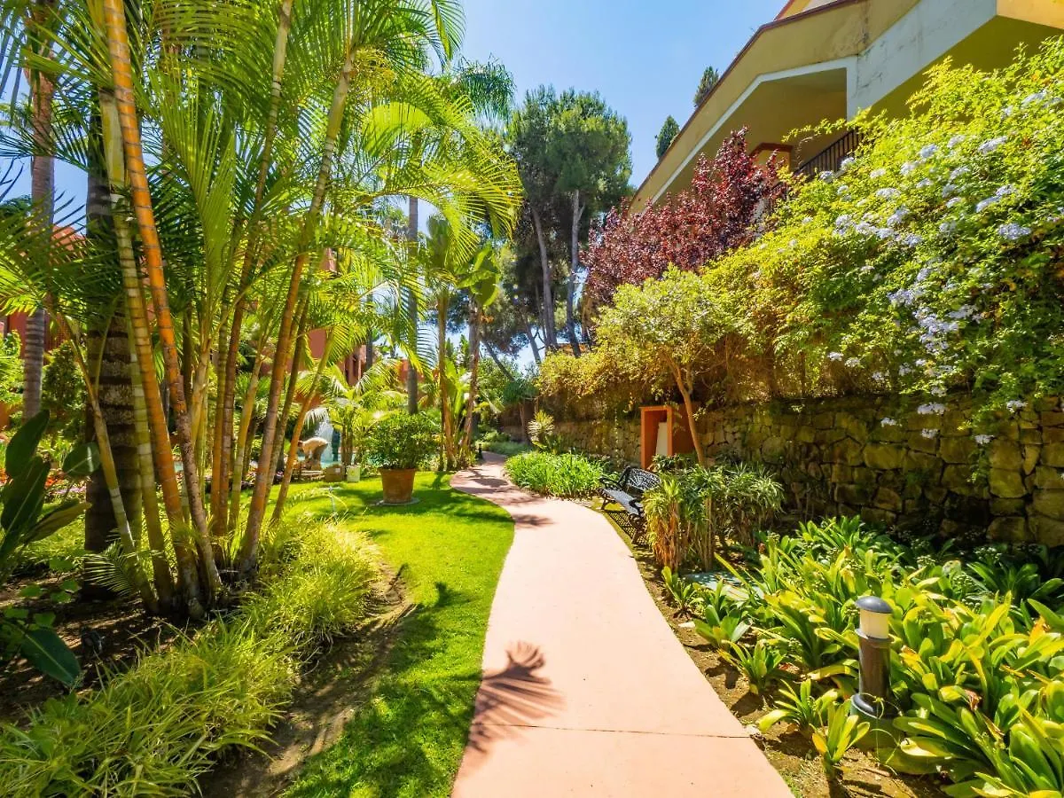 Cubo'S Beach & Parking Jardines De Don Carlos Marbella Apartment
